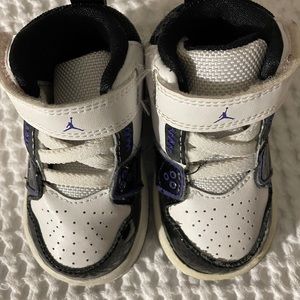 Baby Jordon sneakers size 4c